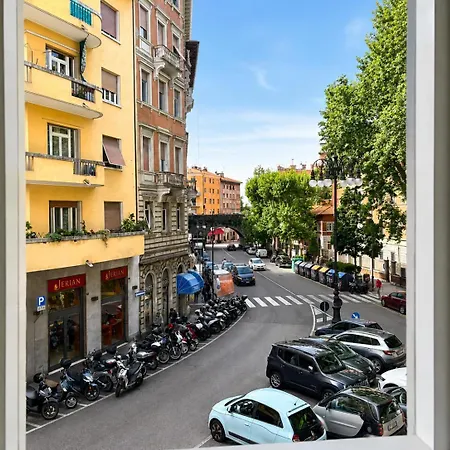 Luxury - Moderno Vicino Stazione Gasthof Triest